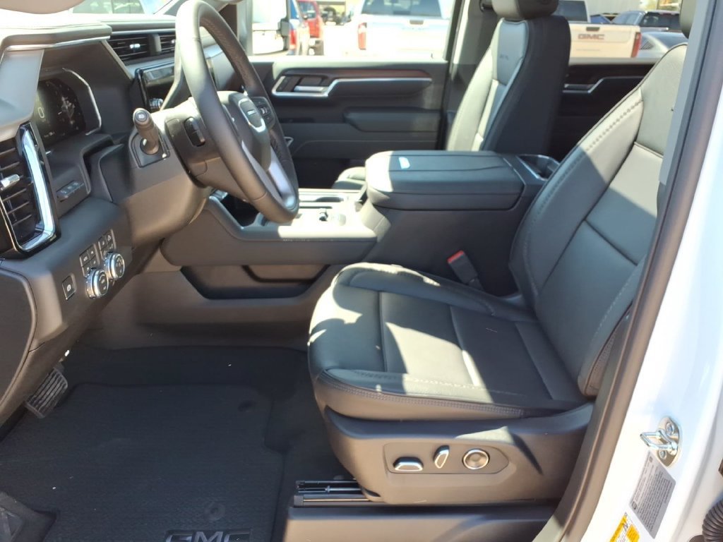 2026 GMC Sierra 2500HD Denali - Photo 15