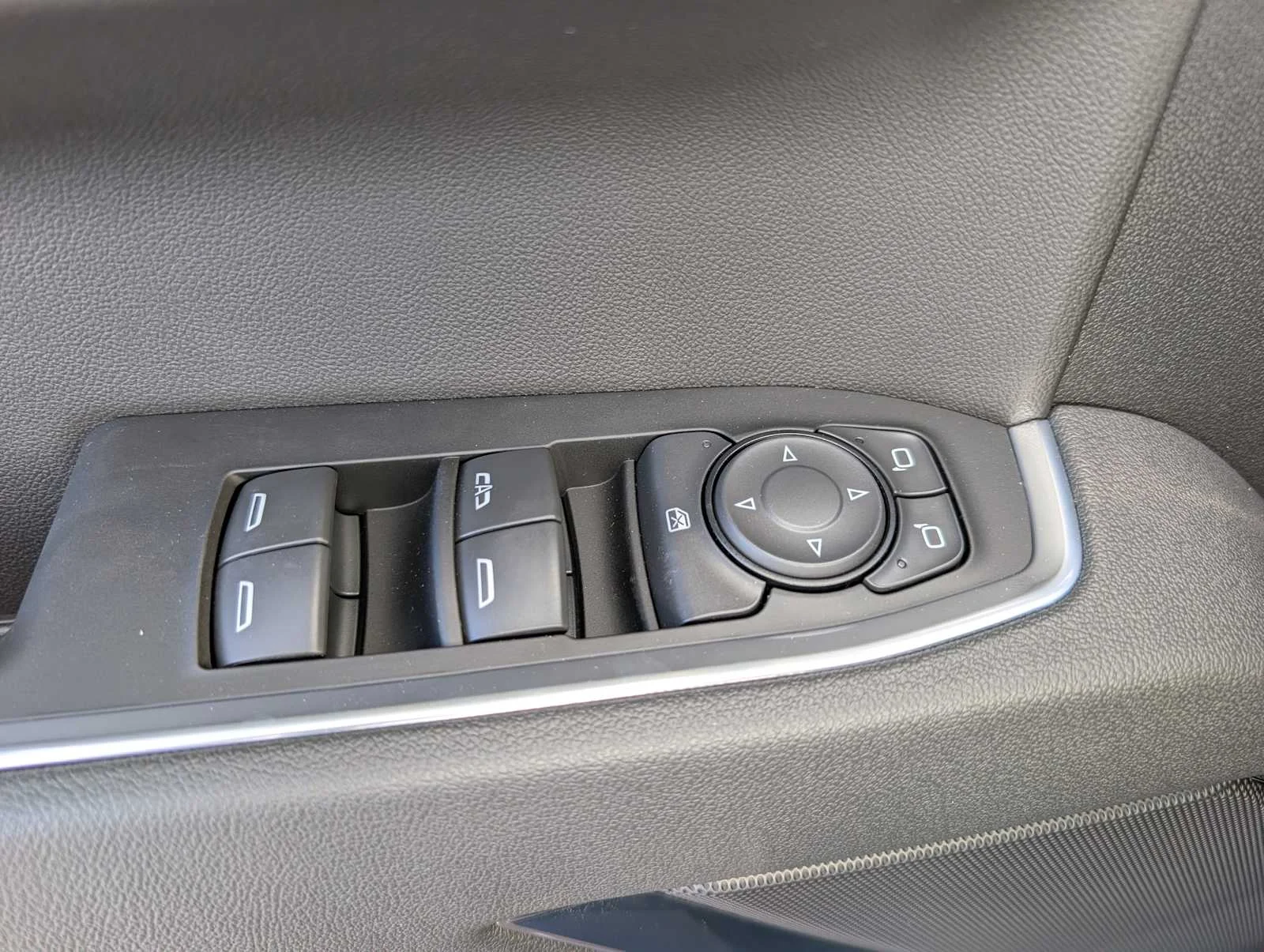 2026 Chevrolet Silverado 1500 LT - Photo 29