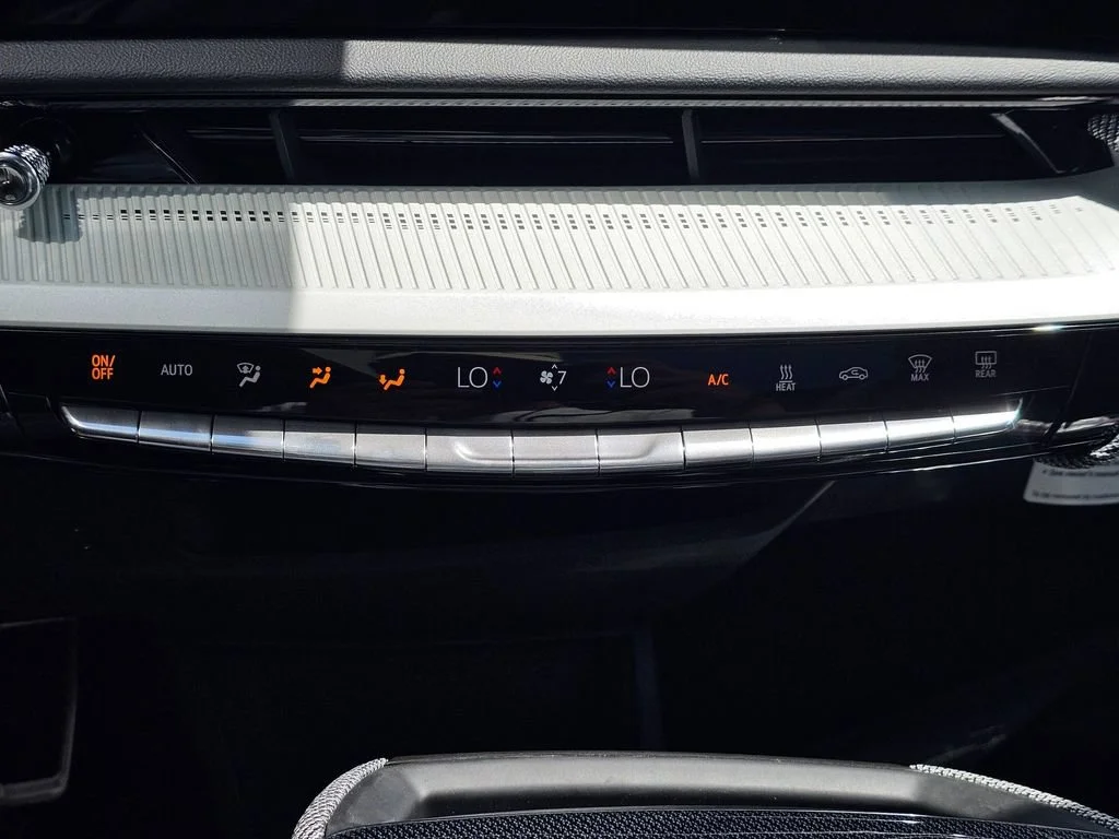 New 2026 Vibrant White Tricoat Cadillac Sport image 31