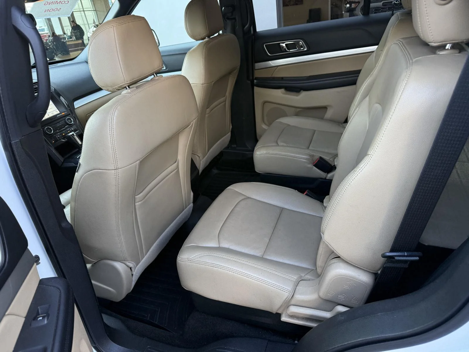 Used 2017 Oxford White Ford XLT image 12