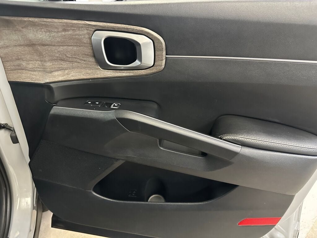 2022 Kia Sorento X-Line EX - Photo 33
