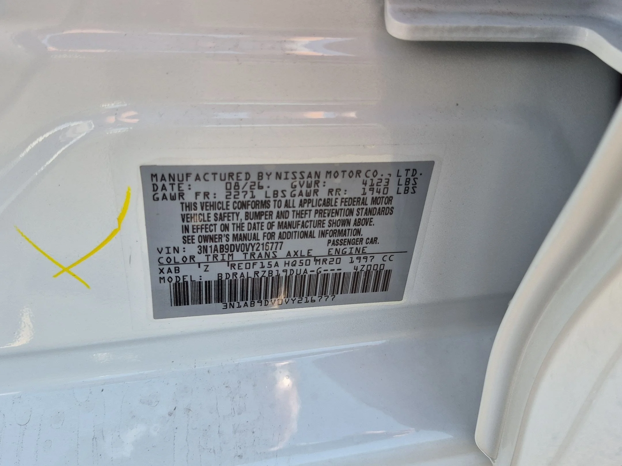 New 2027 Aspen White TriCoat / Super Black Two-tone Nissan SR Midnight Edition image 31