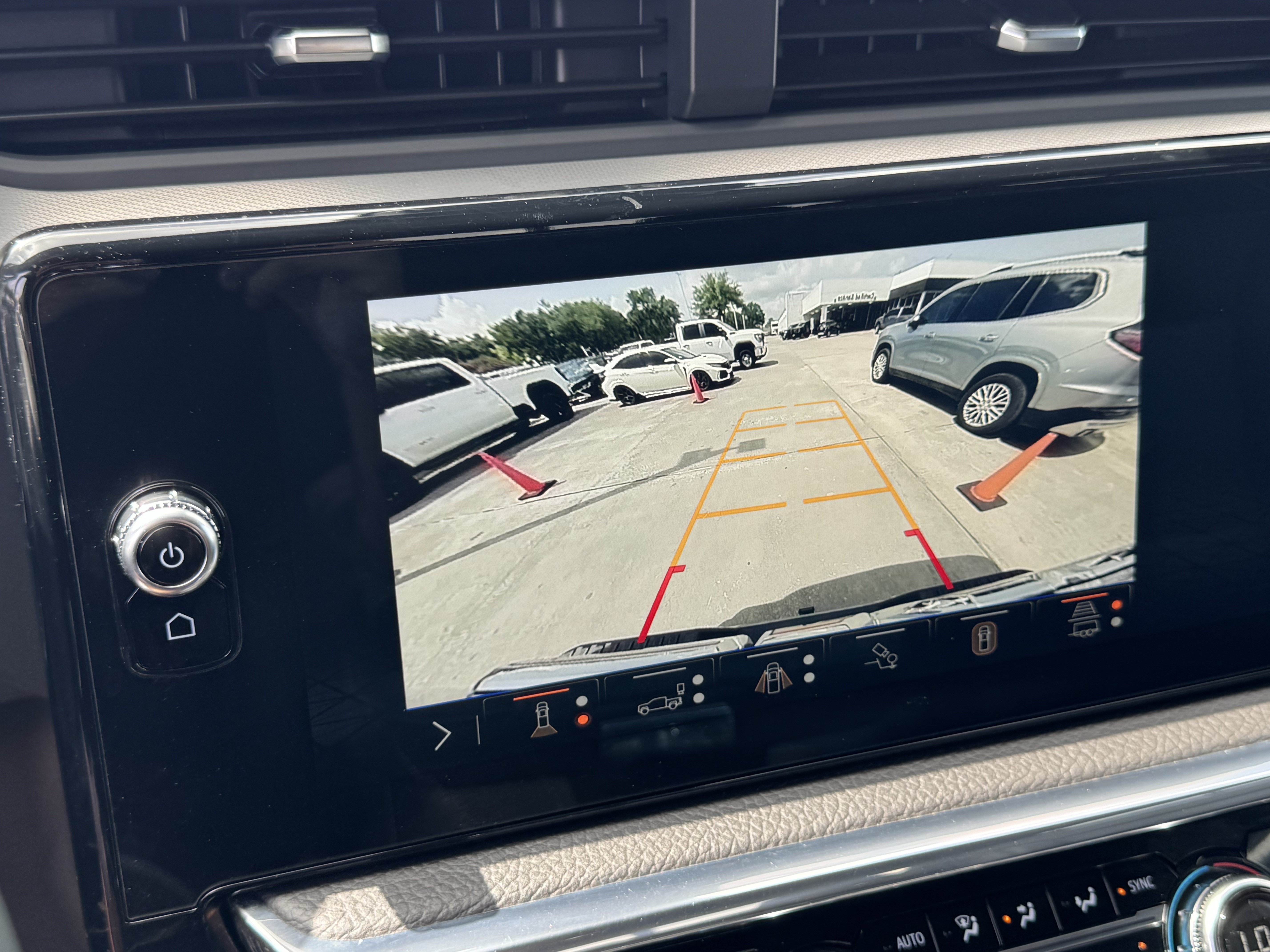 Used 2025 Sterling Metallic GMC Denali image 16