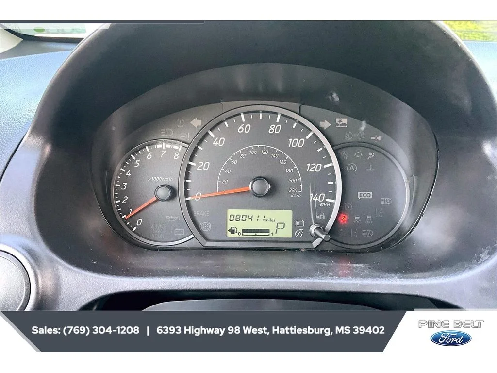 Used 2022 WHITE Mitsubishi ES image 14