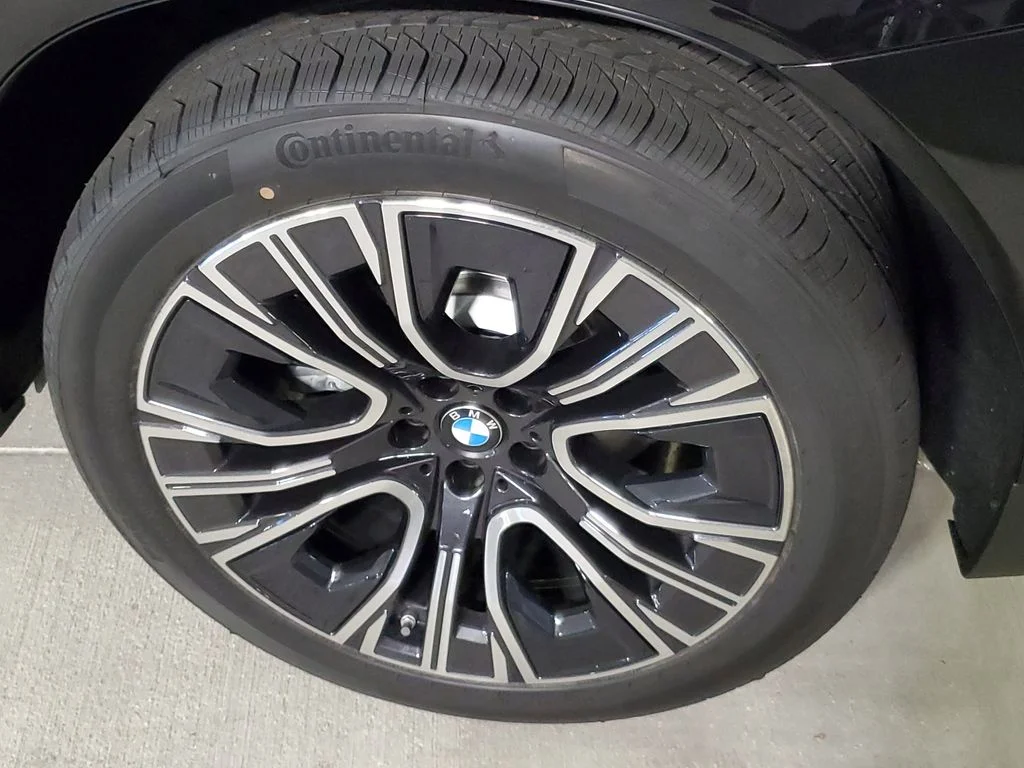 Used 2026 Black BMW 30 xDrive image 5