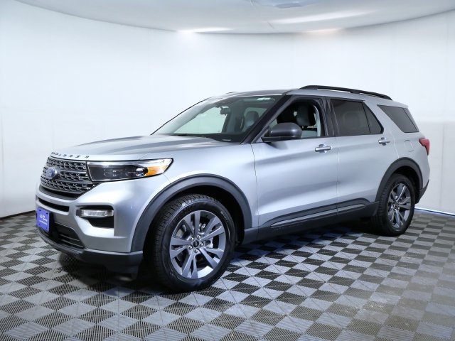 Certified 2021 Ford Explorer XLT with VIN 1FMSK8DH5MGA93849 for sale in Apple Valley, Minnesota
