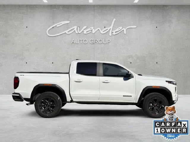 Used 2025 White GMC Elevation image 17
