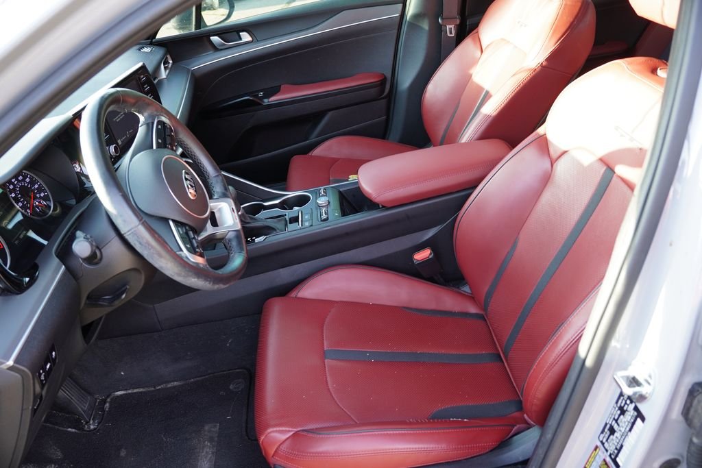 Used 2021 Wolf Gray Kia GT-Line image 4