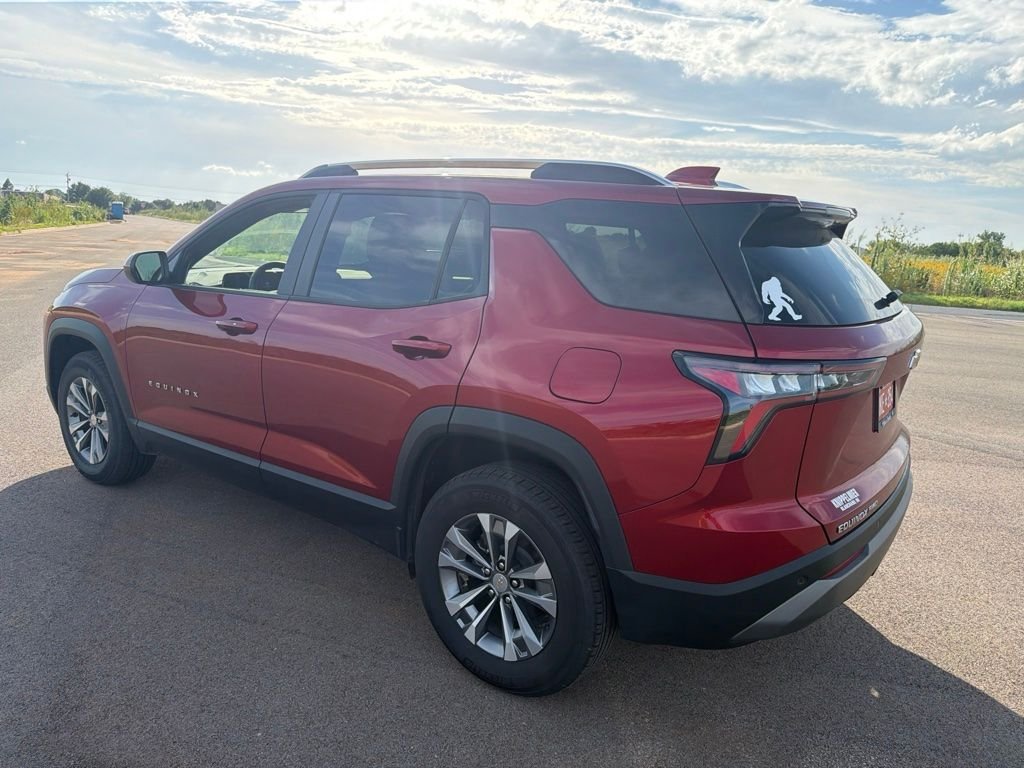 Used 2025 Radiant Red Tintcoat Chevrolet LT image 9