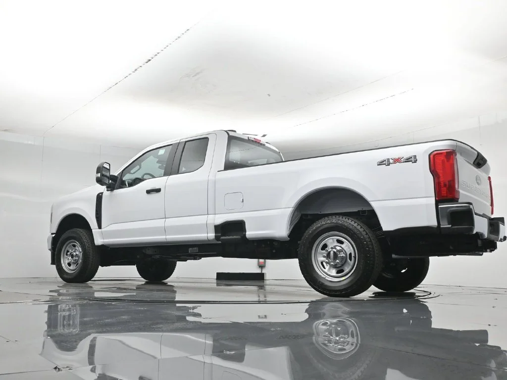 New 2027 White Ford XL image 48