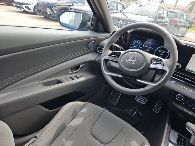 2025 Hyundai Elantra Blue - Photo 8