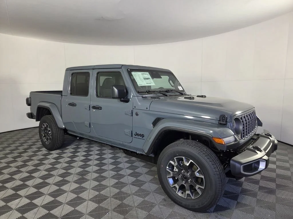 New 2026 Anvil Clear-Coat Exterior Paint Jeep Sahara image 2