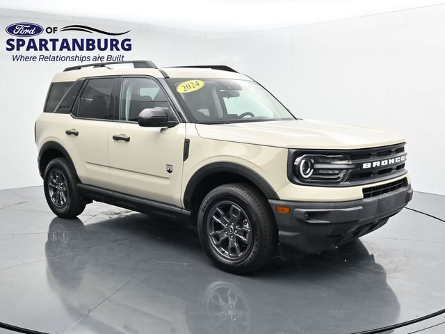 Used 2024 Desert Sand Ford Big Bend image 1