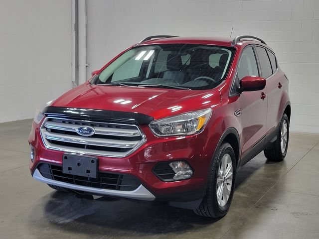 Used 2018 Red Ford SE image 2