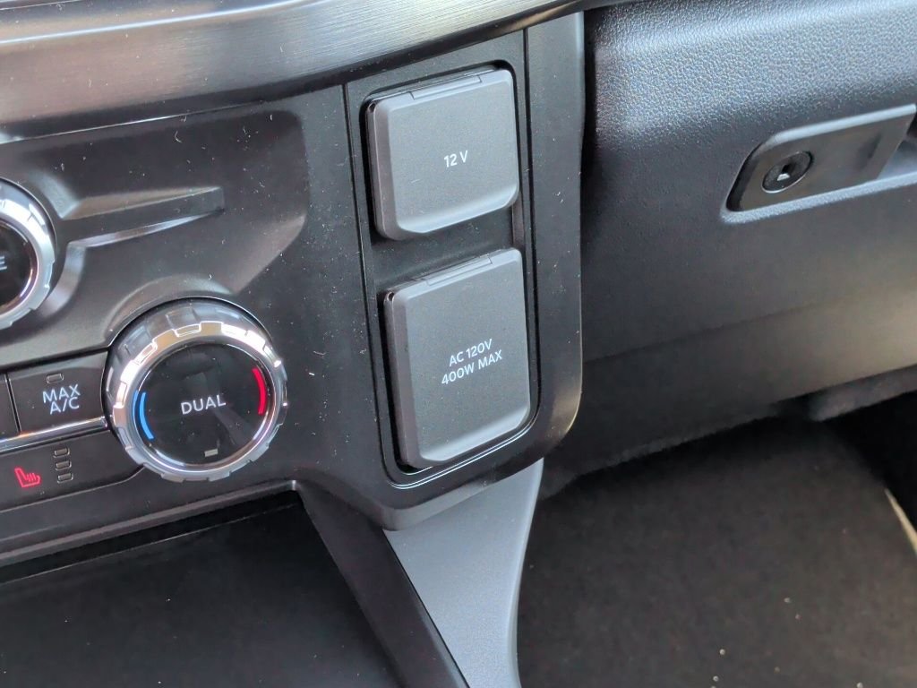 New 2026 Oxford White Ford F-350® Lariat® image 28