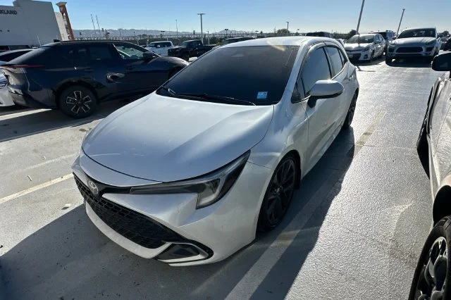 2025 Toyota Corolla Hatchback XSE