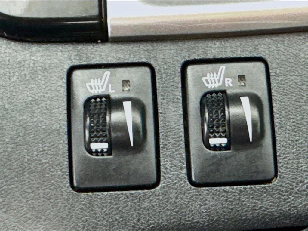 Used 2018 Gray Toyota XLE image 24