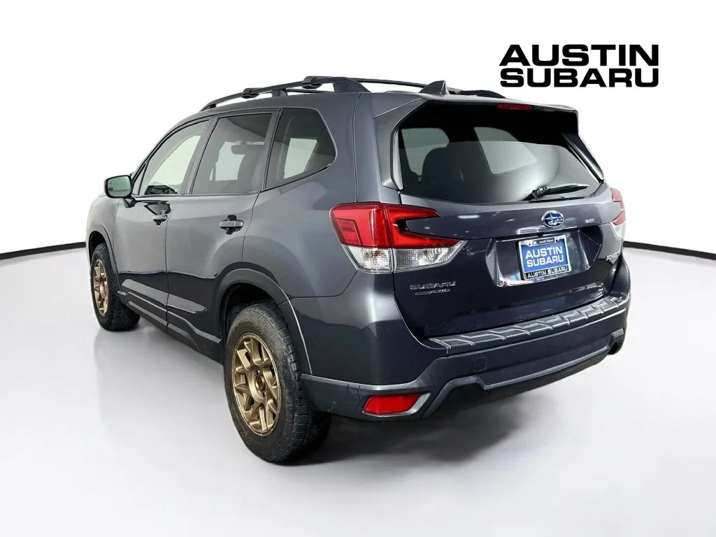 Used 2021 Gray Subaru Premium image 5
