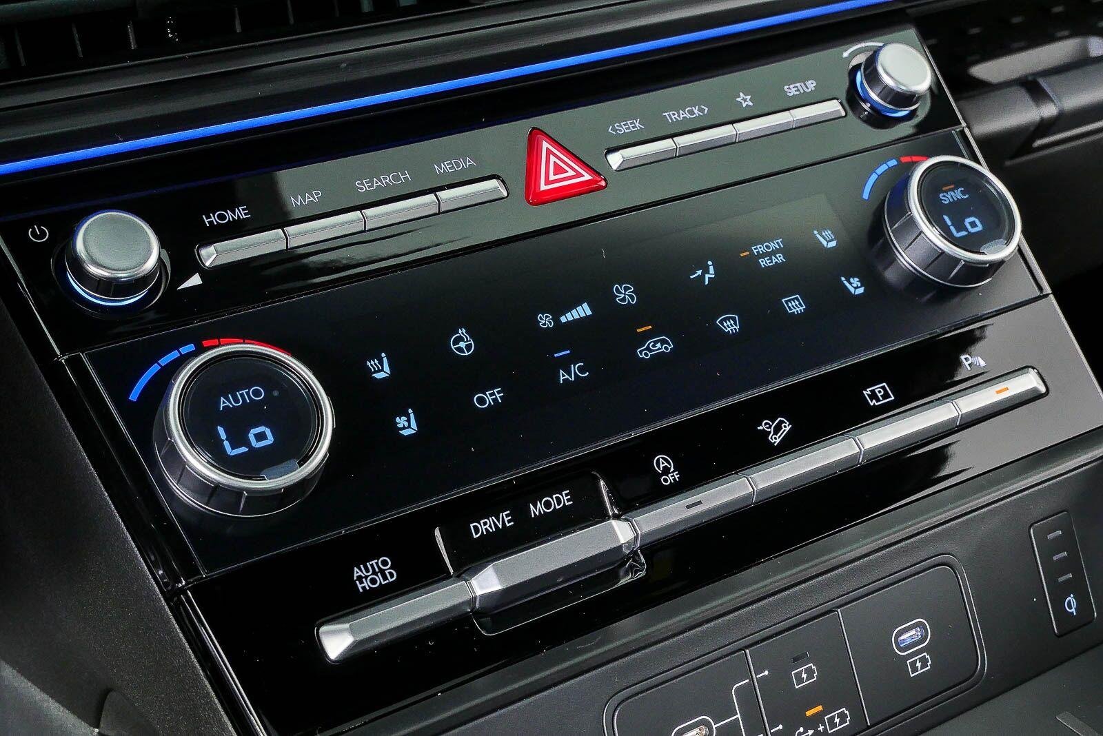 New 2026 Earthy Brass Matte Hyundai Calligraphy FWD image 17