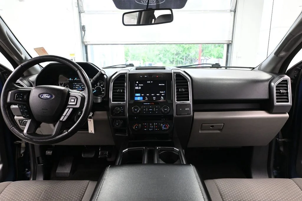 Used 2016 Blue Ford XLT image 28