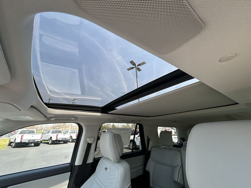 New 2026 Dark Matter Gray Metallic Ford Platinum® image 28