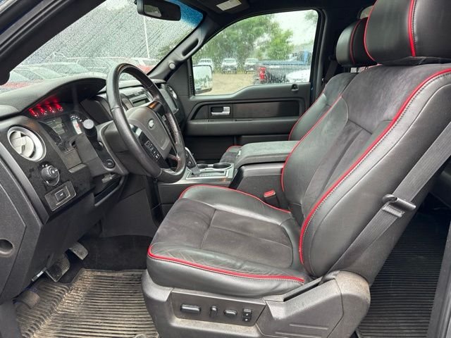 Used 2014  Ford Limited image 22