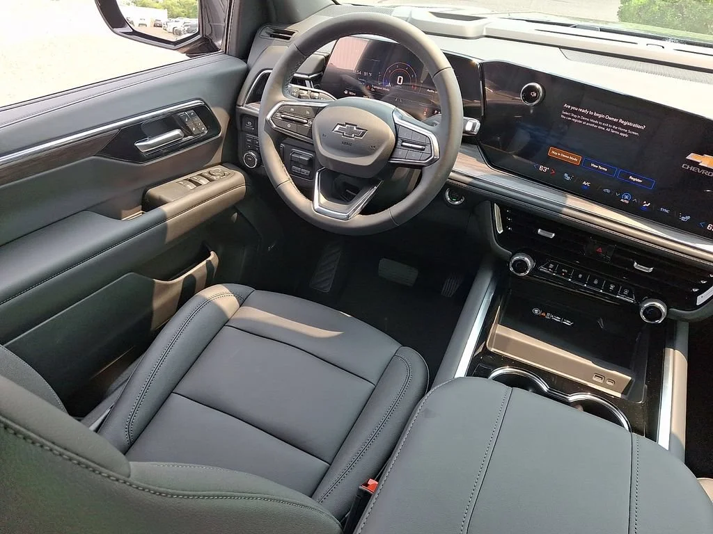 New 2026 Black Chevrolet Z71 image 10