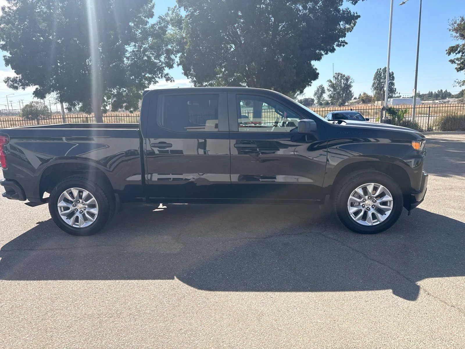 Used 2021 BLACK Chevrolet Custom image 2