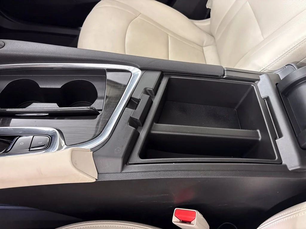 Used 2023 Black Buick Essence image 45