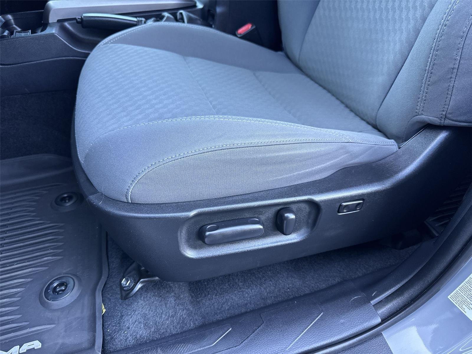 2020 Toyota Tacoma SR5 - Photo 23