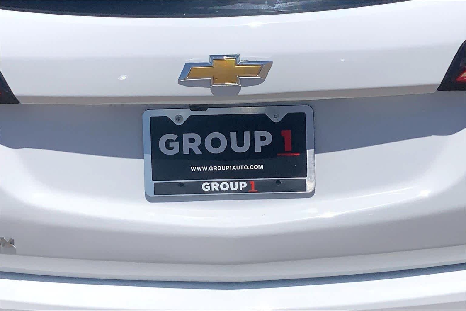 Used 2023 Summit White Chevrolet LT image 31