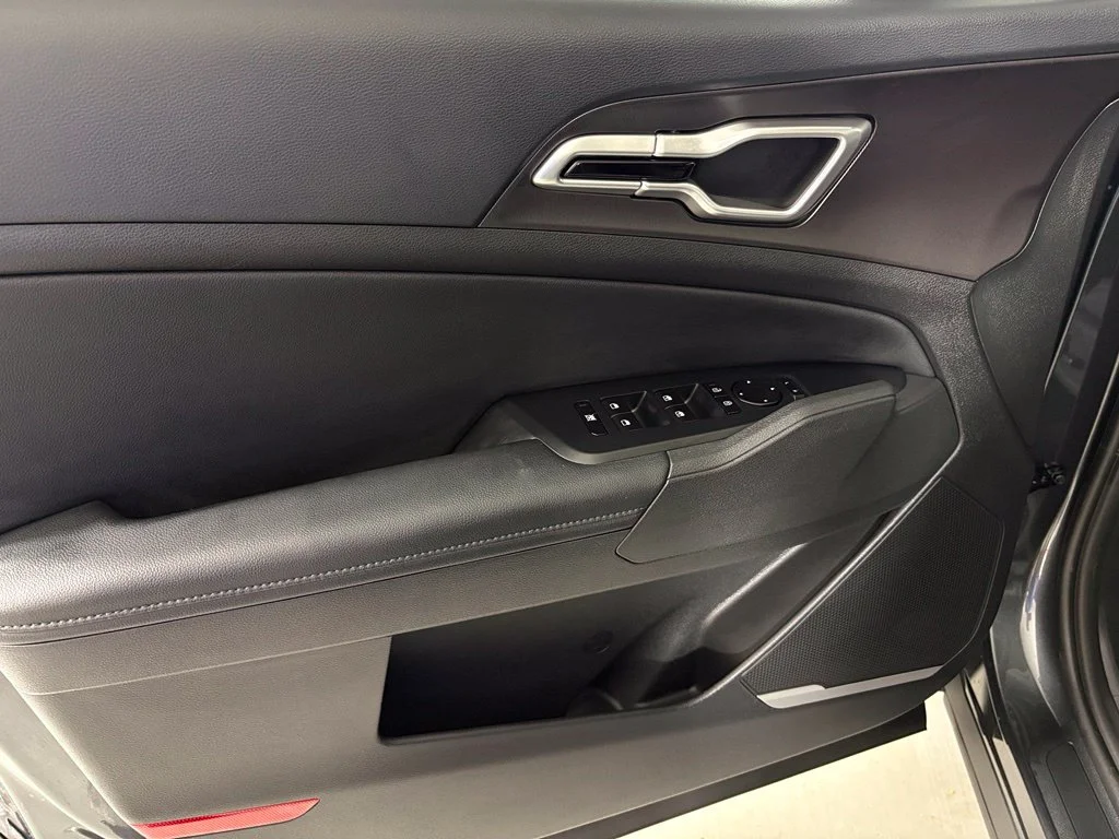 New 2027 Gravity Gray Kia EX image 14