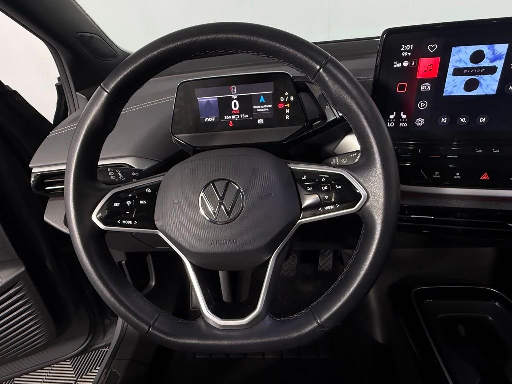 Used 2023 Gray Volkswagen Pro S image 15