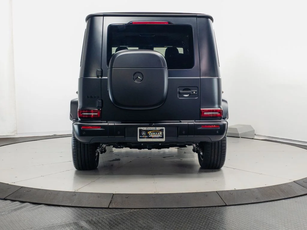 Certified Used 2025 Black Mercedes-Benz G 580 image 31