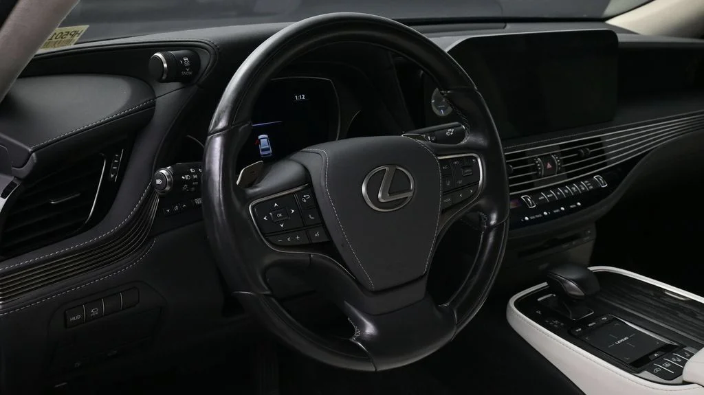 Used 2022 Black Lexus 500 Base image 9