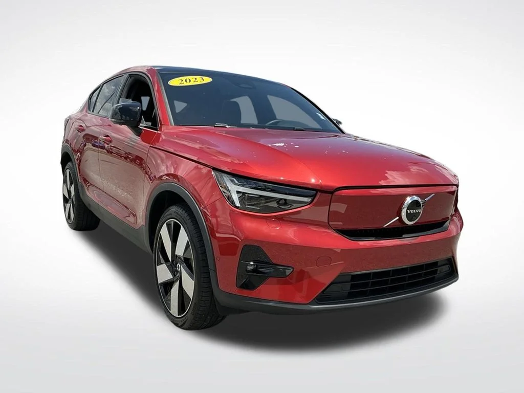 Used 2023 Red Volvo Ultimate image 16