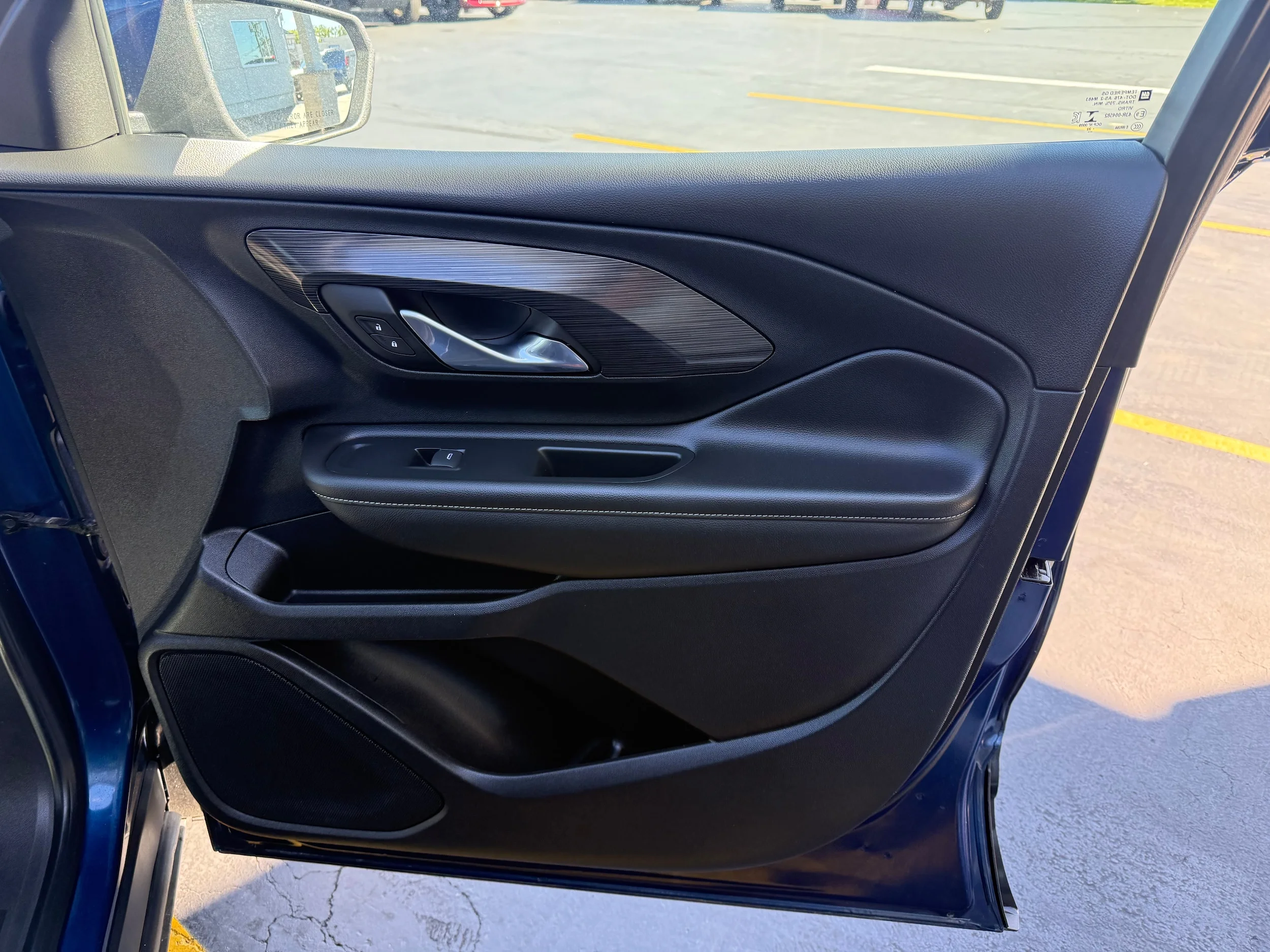 Used 2022 Marine Metallic GMC SLT image 27