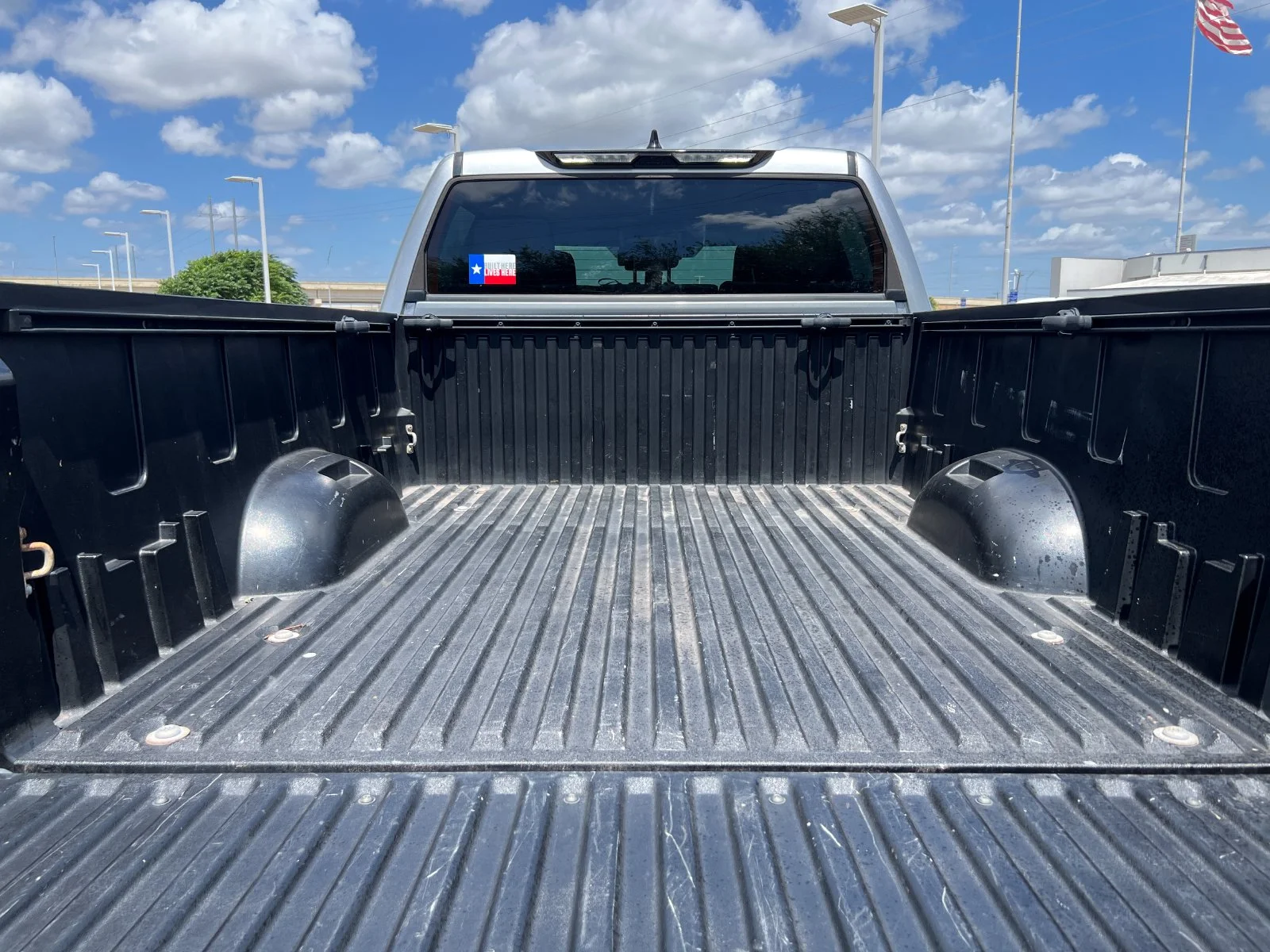 Used 2022 Silver Toyota SR5 image 5