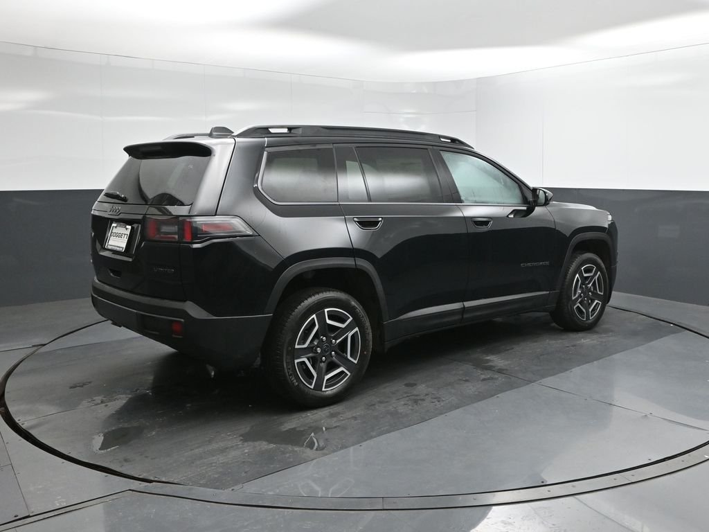 New 2026 Diamond Black Crystal Pearlcoat Jeep Limited image 11
