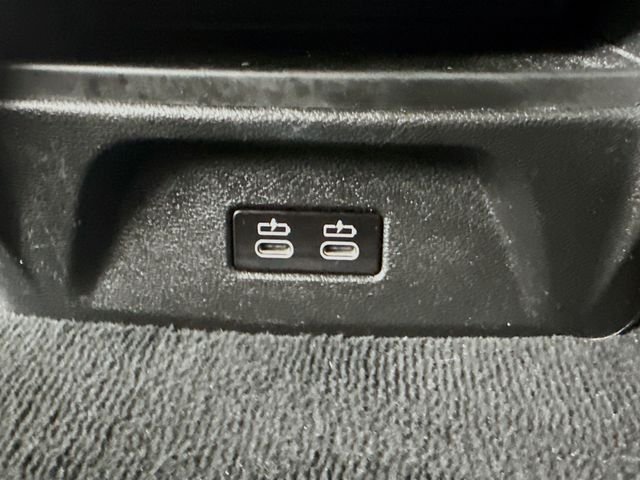 Used 2023 Gray BMW xDrive30i image 26