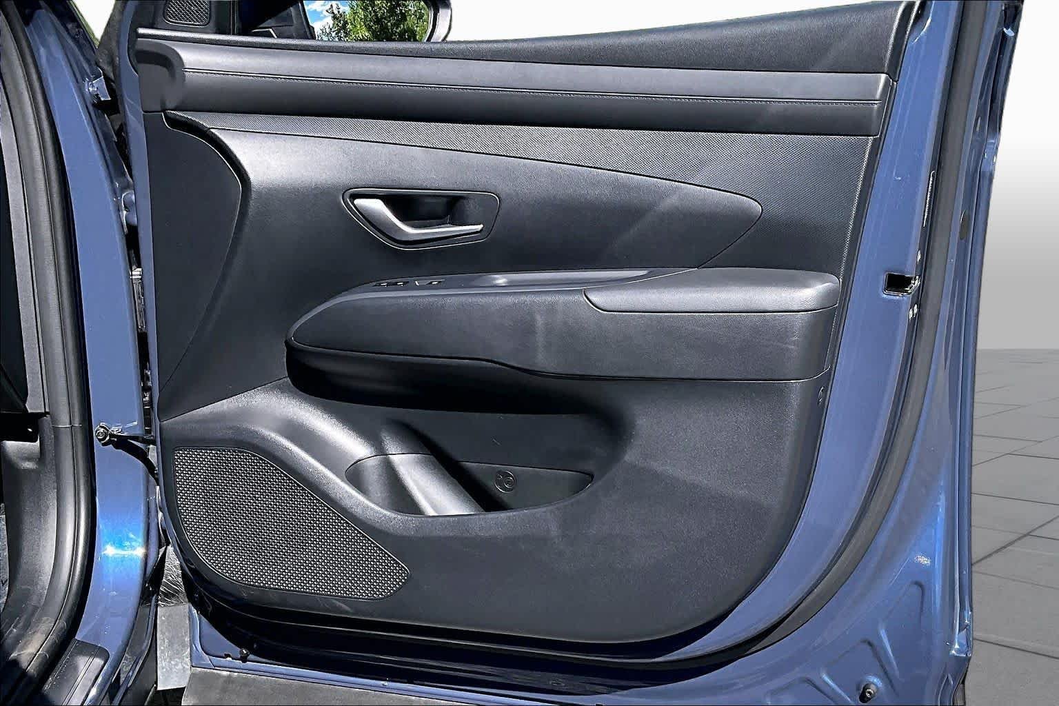 Used 2026 Atlantis Blue Hyundai SEL image 23