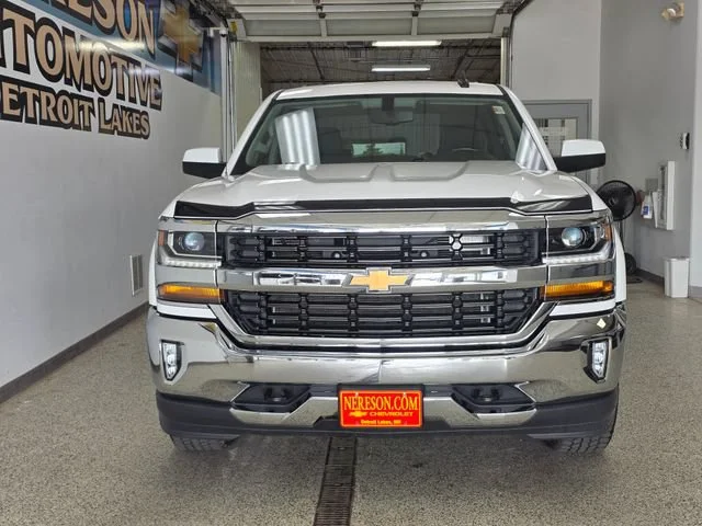 Used 2016 Chevrolet Silverado 1500 LT with VIN 3GCUKREC2GG377292 for sale in Detroit Lakes, Minnesota