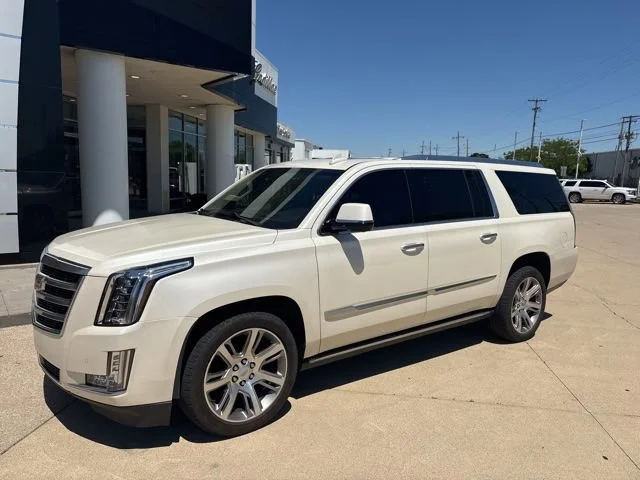 2015 Cadillac Escalade ESV AWD Premium's photo