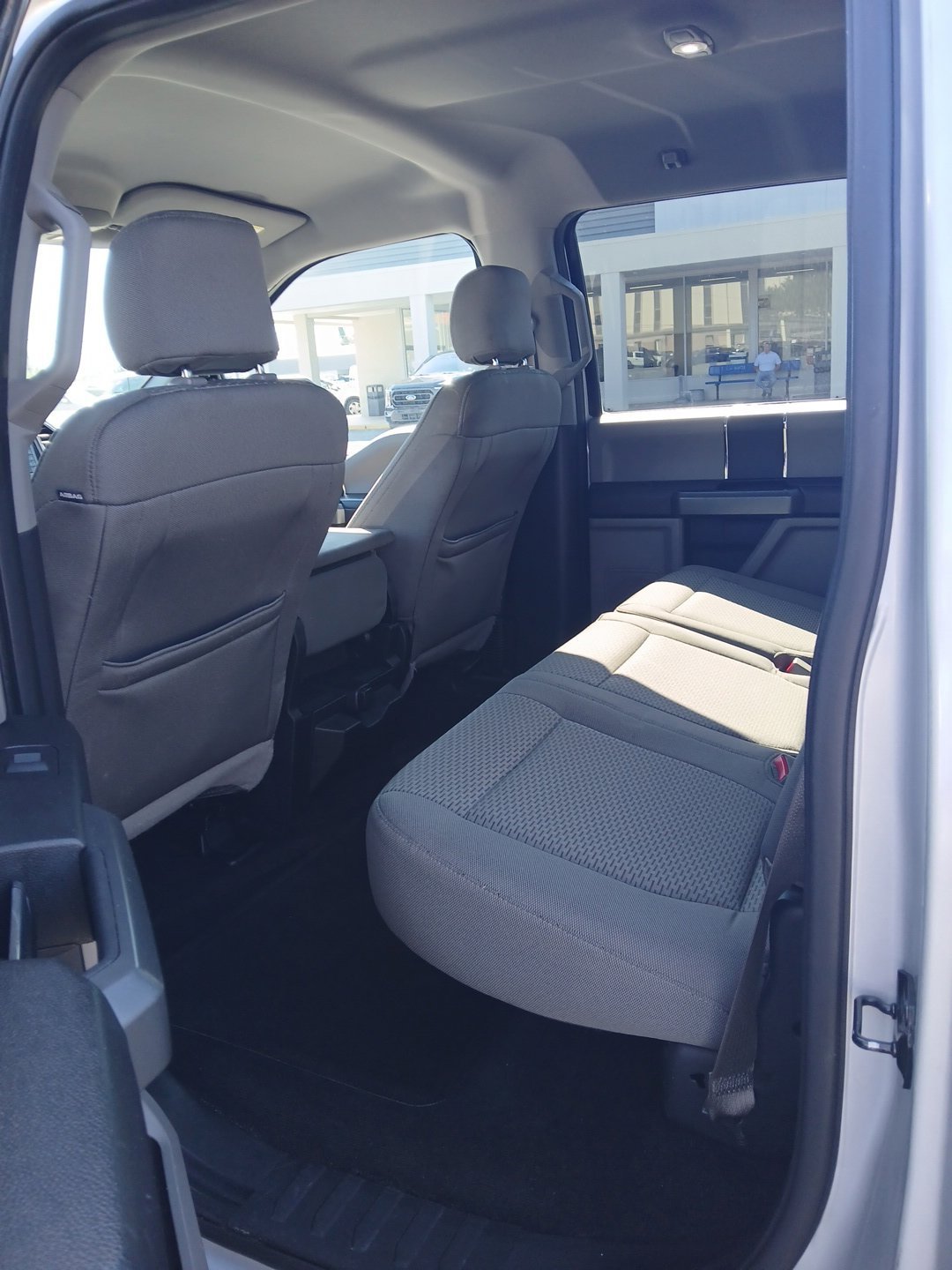 Used 2016 Silver Ford XLT image 9