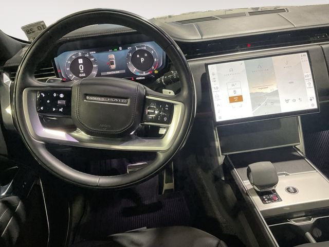 Used 2024 Gray Land Rover SE image 16