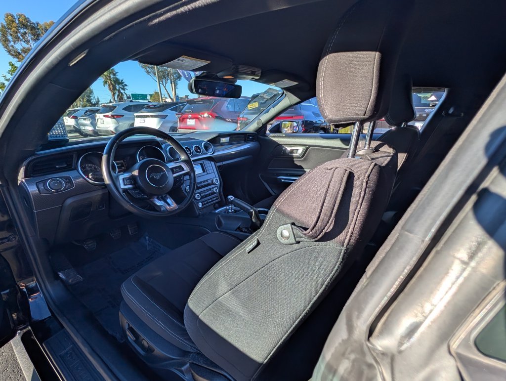 2021 Ford Mustang GT - Photo 12