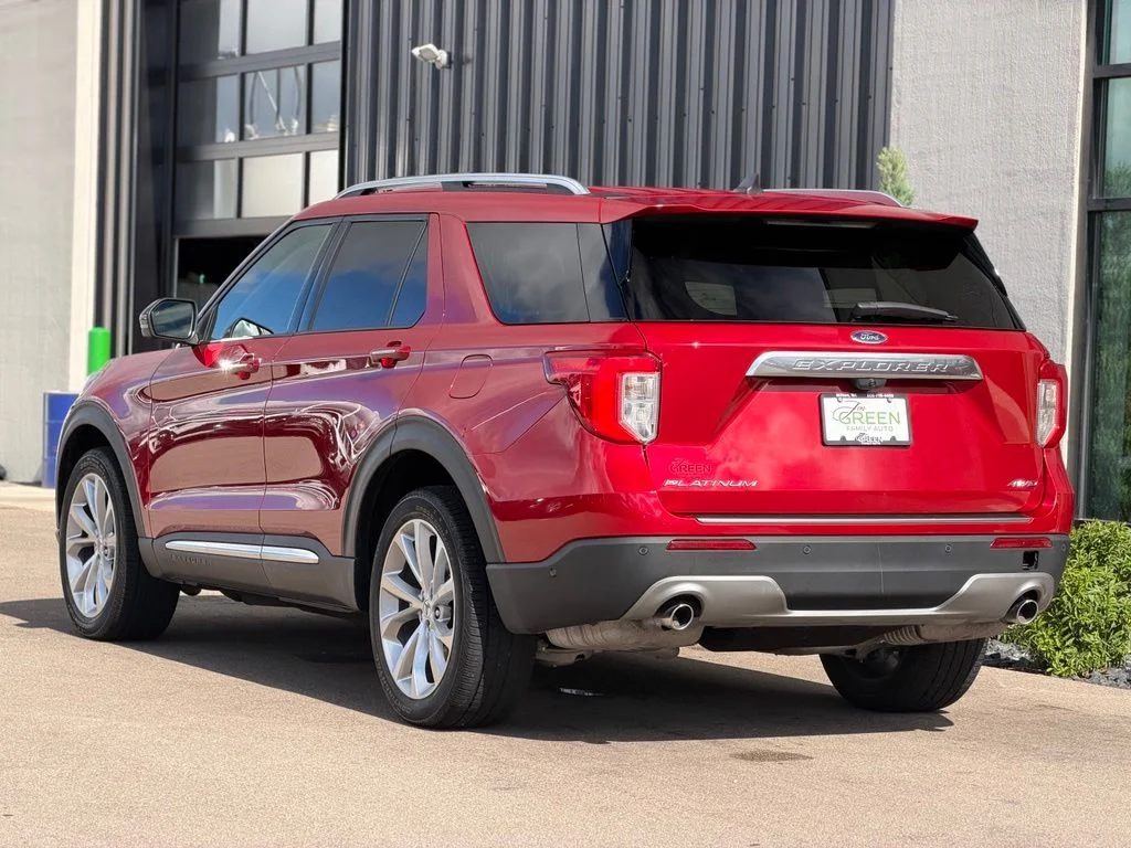 Used 2023 Red Ford Platinum image 3