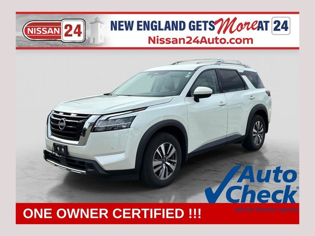 2023 Nissan Pathfinder SL