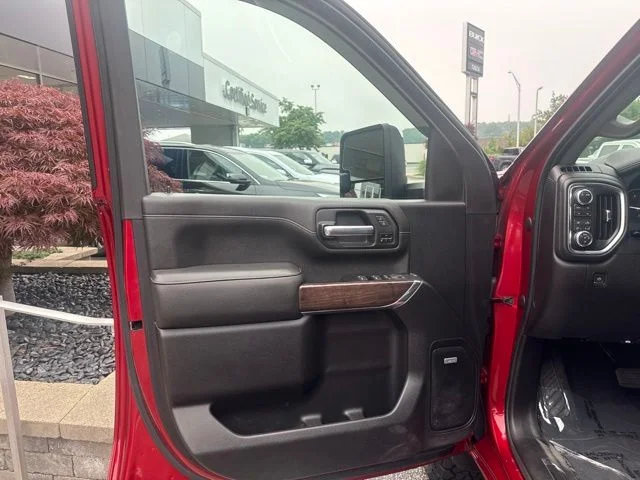 Used 2023 Red GMC Denali image 11