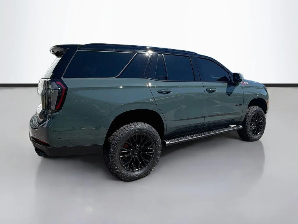 Used 2026 Gray Chevrolet Z71 image 5